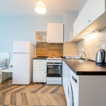 Cozy little apartment in Studentski grad Sofia Buitenkant foto